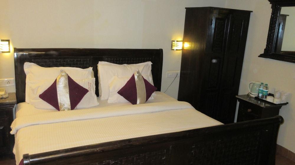 Resort Grandeur De Sanchi- Luxury & Calangute