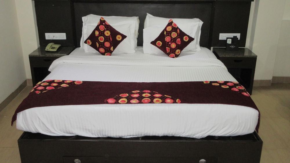 Resort Grandeur De Sanchi- Luxury & 4*